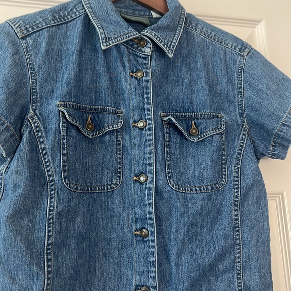 Reformation Vintage Cropped Denim Shirt - Picture 4 of 8